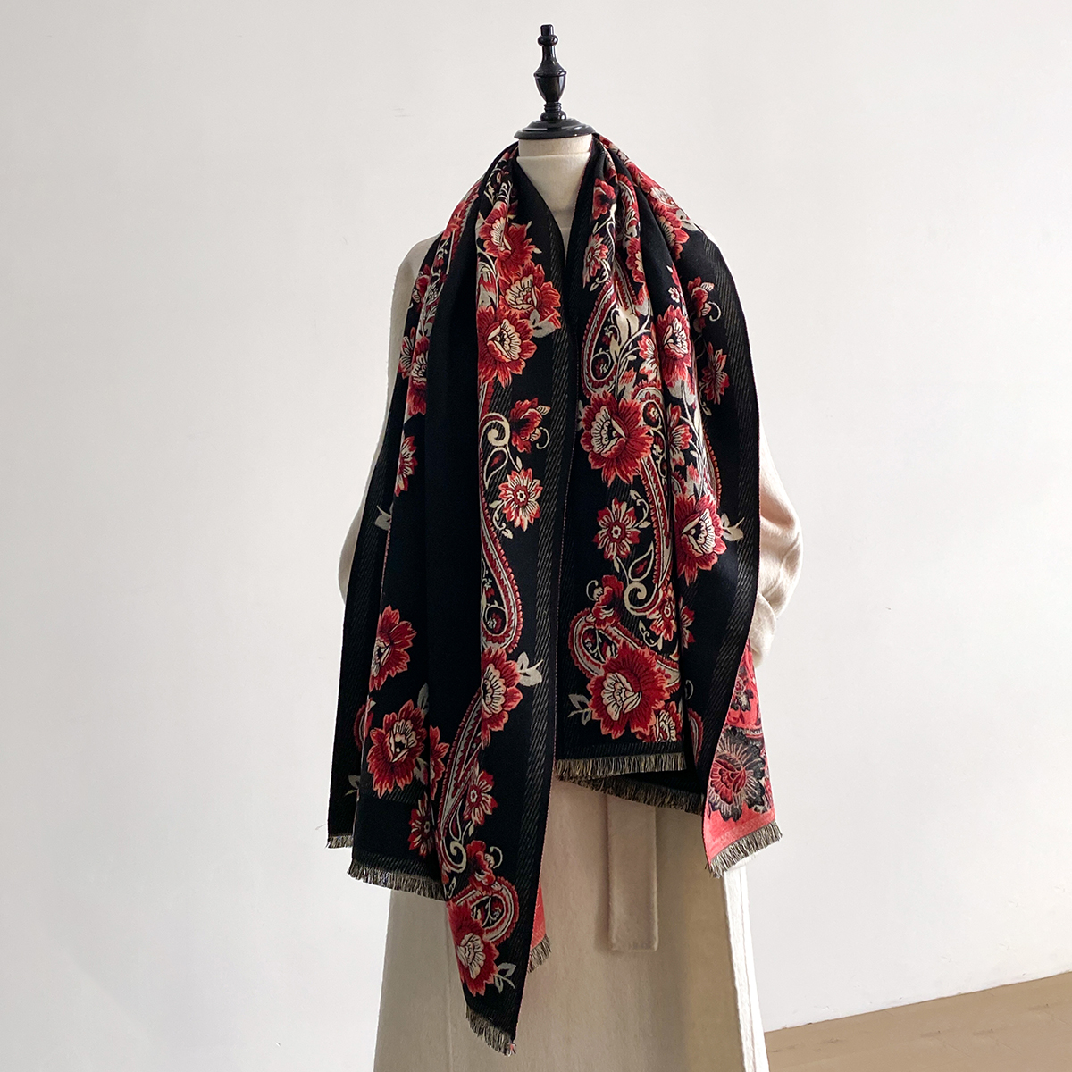 2025 Winter Luxury Imitation C – Woven Scarf Blanket recenzja i cena